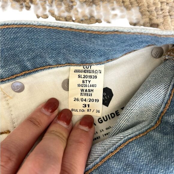 NWOT MADEWELL THE PERFECT JEAN SHORT IN BOWMAN WASH WOMENS SIZE 31 - Picture 6 of 6